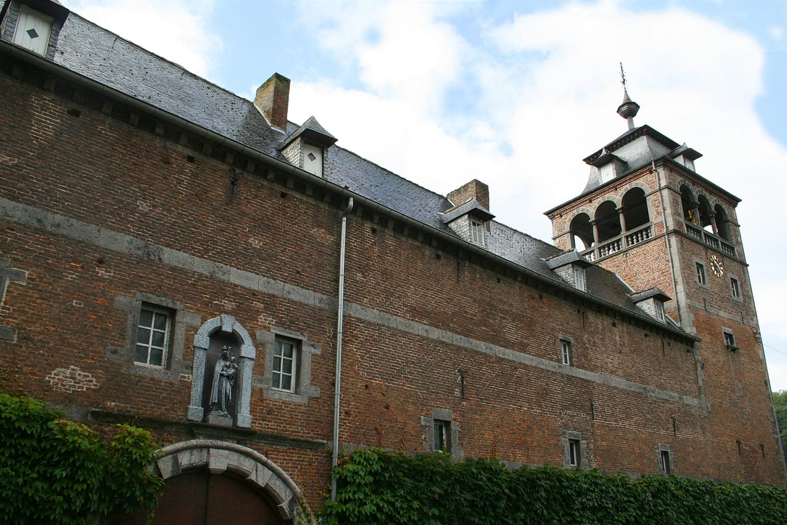 Maison Leffe & Abbaye Notre-Dame de Leffe